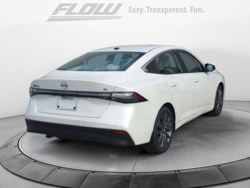 New 2026 Nissan Sentra SL w/ Floor Mat Package FWD image 7