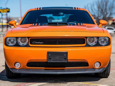 Used 2014 Dodge Challenger R/T image 13