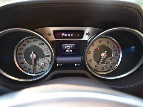 Used 2016 Mercedes-Benz SL 550 image 32
