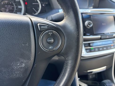 Used 2013 Honda Accord EX-L image 21