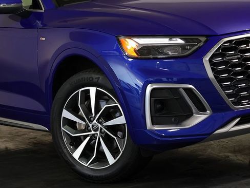 Used 2023 Audi Q5 2.0T Premium Plus w/ Premium Plus Package AWD/4WD image 8