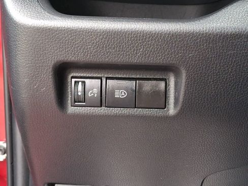 Used 2022 Toyota RAV4 LE image 29