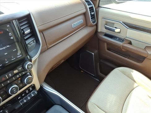 Used 2020 RAM 2500 Laramie image 25