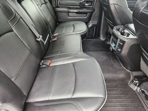 Used 2024 RAM 2500 Limited AWD/4WD image 34