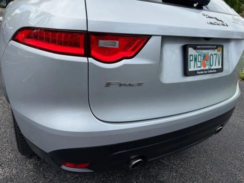 Used 2017 Jaguar F-PACE Premium image 21