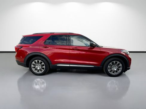 Used 2025 Ford Explorer Platinum RWD image 6
