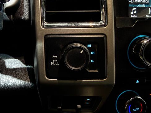 Used 2018 Ford F250 Lariat w/ Chrome Package AWD/4WD image 32