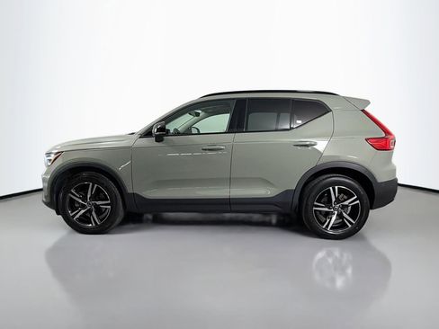 Certified 2023 Volvo XC40 B5 Plus w/ Driver Assist Package image 9