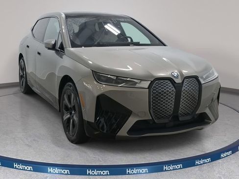 Certified 2025 BMW iX xDrive50 image 3