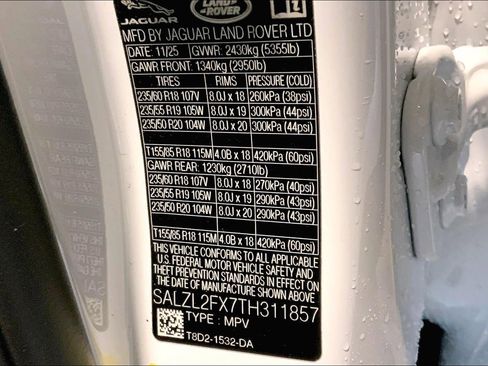 New 2026 Land Rover Range Rover Evoque Dynamic SE image 18