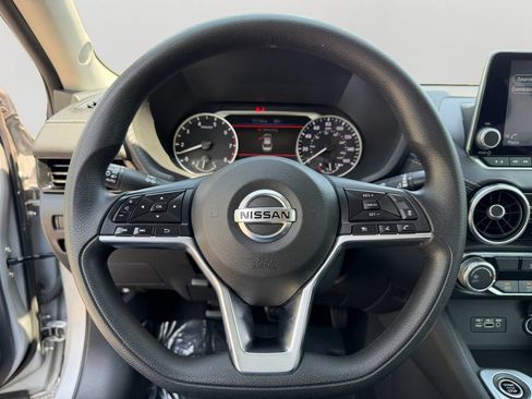 Used 2023 Nissan Sentra SV FWD image 19