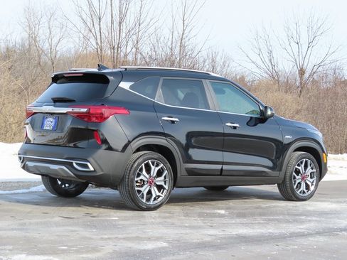 Certified 2023 Kia Seltos SX image 3