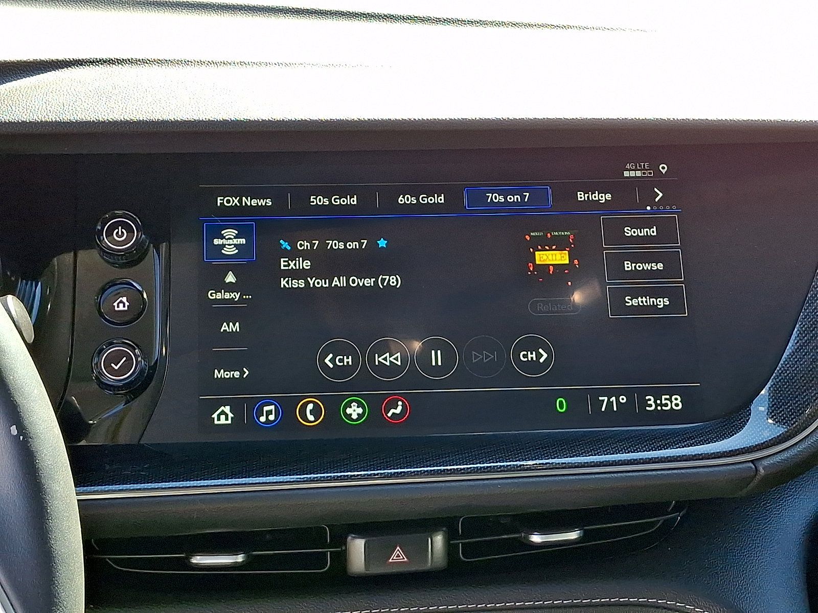 Certified 2023 Buick Envision Preferred FWD image 17