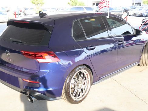 Used 2022 Volkswagen GTI SE FWD image 5