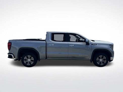 Used 2025 GMC Sierra 1500 SLT AWD/4WD image 7