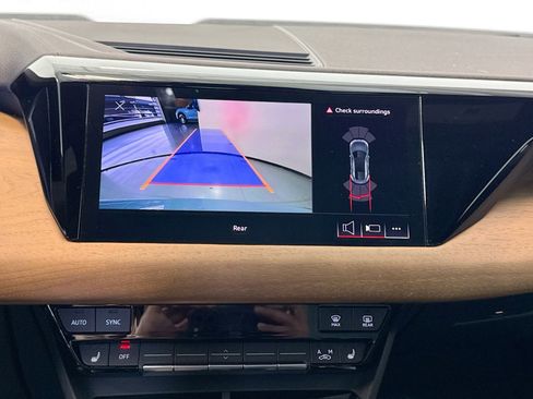 Used 2023 Audi e-tron GT Premium Plus image 14