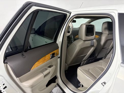 Used 2013 Lincoln MKX FWD image 27