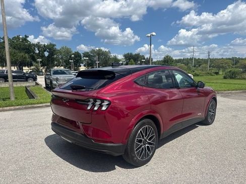 Certified 2025 Ford Mustang Mach-E Premium AWD/4WD image 7
