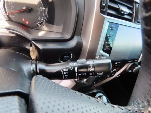 Used 2022 Toyota 4Runner SR5 Premium image 38