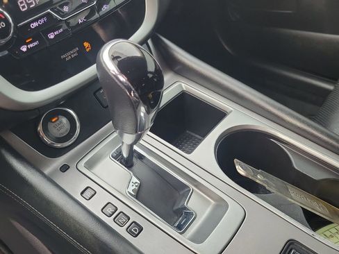 Used 2019 Nissan Murano SL image 27