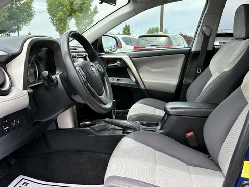 Used 2015 Toyota RAV4 XLE AWD/4WD image 18