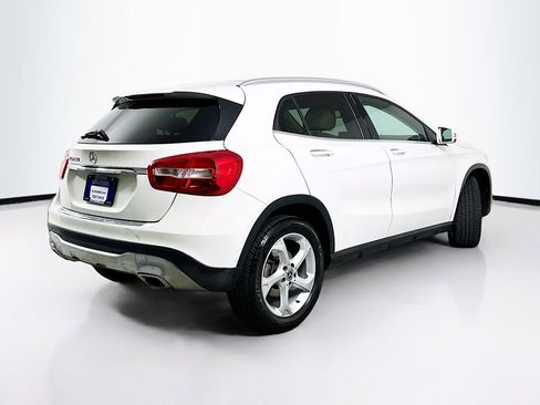 Used 2018 Mercedes-Benz GLA 250 image 7
