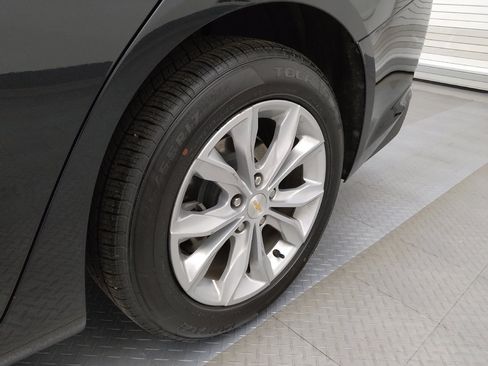 Used 2024 Chevrolet Malibu LT image 31