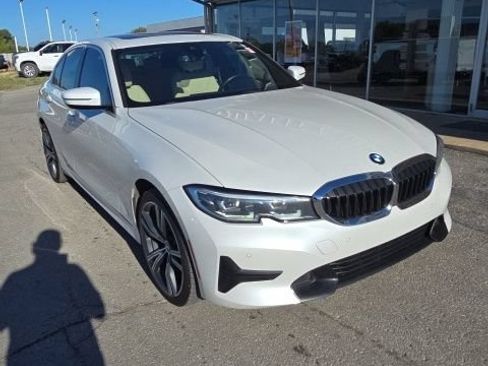 Used 2020 BMW 330i xDrive Sedan w/ Convenience Package AWD/4WD image 8