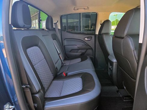 Used 2019 Chevrolet Colorado Z71 image 16