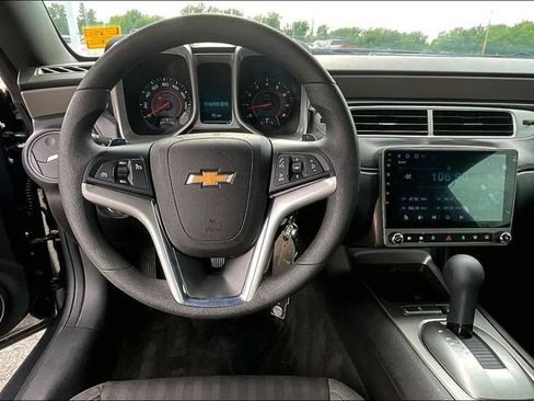 Used 2015 Chevrolet Camaro LS RWD image 8
