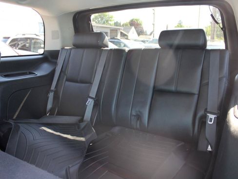 Used 2013 Chevrolet Tahoe LT AWD/4WD image 14