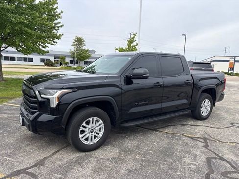 Used 2024 Toyota Tundra SR5 w/ SR5 Convenience Package AWD/4WD image 2