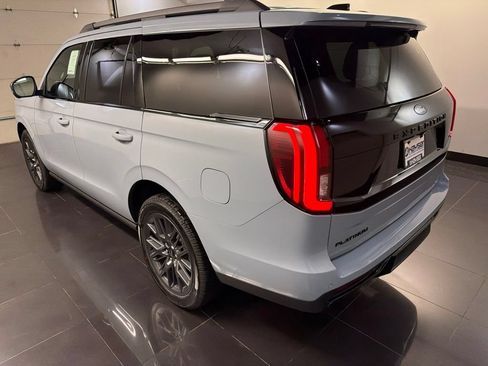 New 2027 Ford Expedition Platinum w/ Stealth Appearance Package AWD/4WD image 4