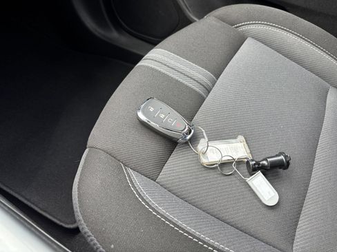Used 2025 Chevrolet Blazer LT FWD image 20