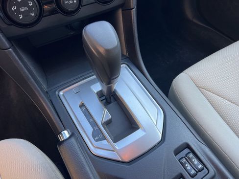 Used 2018 Subaru Impreza 2.0i Premium image 18