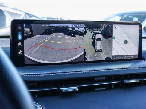 Used 2025 Genesis GV70 3.5T Sport w/ Sport Advanced Package image 27