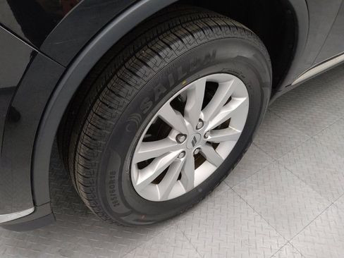 Used 2019 Dodge Durango SXT AWD/4WD image 31