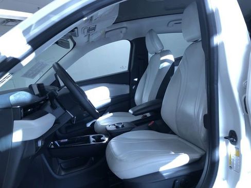 Used 2021 Ford Mustang Mach-E Premium image 19