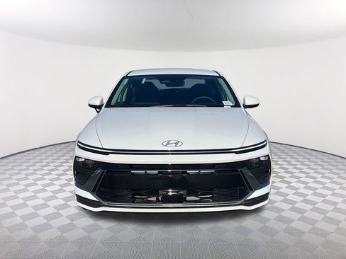 Certified 2025 Hyundai Sonata SE FWD image 3