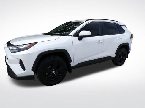 Used 2024 Toyota RAV4 XLE w/ Convenience Package FWD image 3