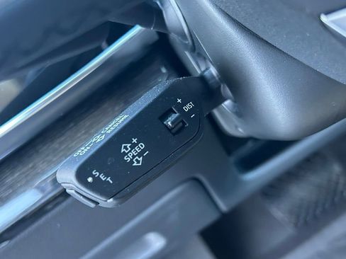 Used 2023 Audi Q7 3.0T Prestige image 77