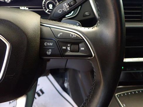 Used 2020 Audi Q5 e Prestige image 18