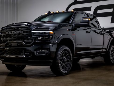 Used 2025 RAM 2500 Limited image 30