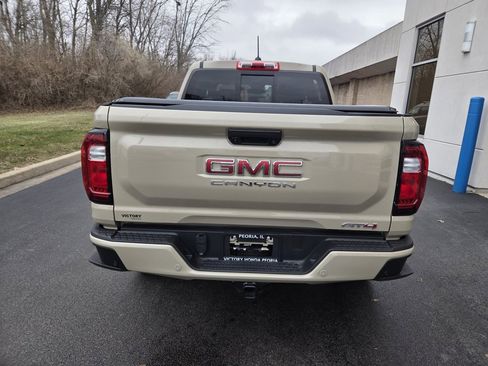 Used 2024 GMC Canyon AT4 w/ AT4 Premium Package image 6