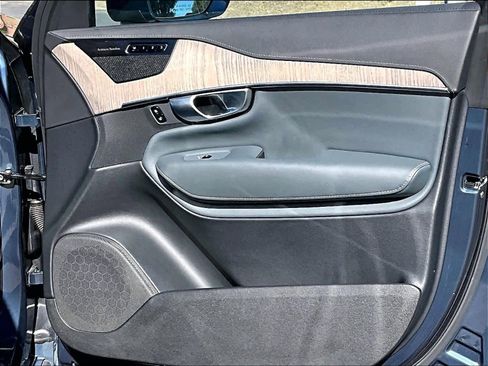 Used 2024 Volvo XC90 T8 Ultimate w/ Protection Package Premier image 27