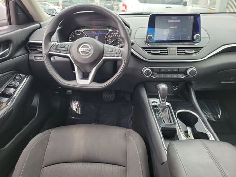 Used 2021 Nissan Altima 2.5 SV image 10