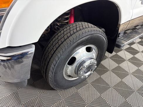 Used 2012 Ford F350 Lariat w/ Lariat Ultimate Pkg image 9