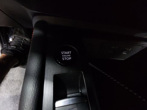 New 2026 Nissan Kicks SR FWD image 30