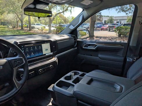 Used 2026 Chevrolet Silverado 1500 RST w/ RST Select Package image 15