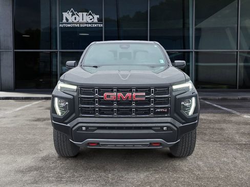 Used 2023 GMC Canyon AT4 w/ AT4 Premium Package AWD/4WD image 3